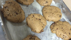 Cookies de nutela com gotinhas de chocolate