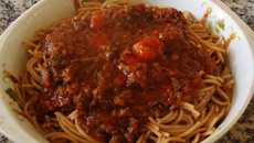 Espaguete com Ragú Preguiçoso