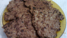 Bife de carne moída