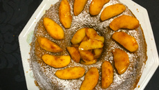 Super bolo de maçã com castanha de caju