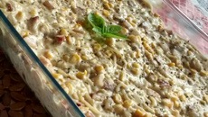 Macarrão ao molho branco com bacon