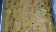 Panqueca de carne de sol com queijo coalho ao molho de abóbora e gengibre