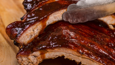 Costelinha de porco com molho agridoce picante