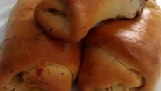 Pão caseiro recheado