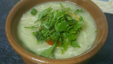 Sopa de batata doce e frango