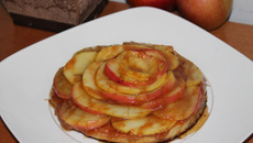 Sablé de maçãs e caramelo