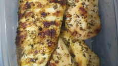 Frango grelado com chimichurri