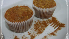 Muffins de maçãs e passas