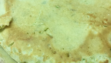 Massa de panqueca de brócolis e queijo