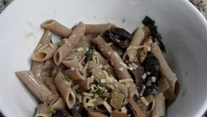 Macarrão com molho funghi secci