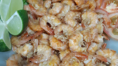 Camarão ao alho e óleo do Bernacchi