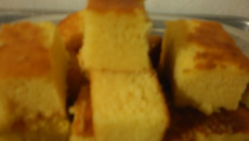 Bolo de fubá cozido