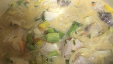 Peixe com leite de coco