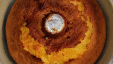 Bolo de farinha de milho amarela