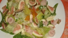 Salada refrescante com figos