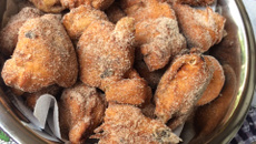 Bolinho de chuva com goiabada Família Bastos