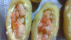 Batata recheada com camarão