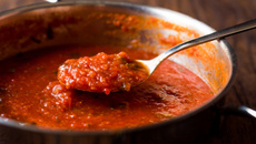 Molho de tomate para bife à parmegiana do Bar do Alemão