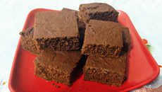 Bolo de banana e chocolate fitness