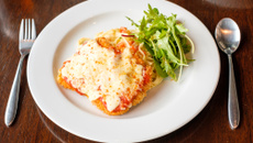 Frango à parmegiana