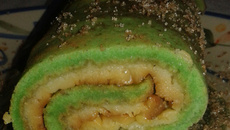 Rocambole de leite condesado que já sai com recheio