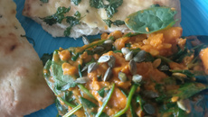 Dahl batata-doce e jambu