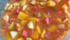 Salada de fruta nutritiva