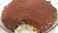 Torta de ganache com biscoito