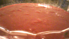 Calda de morango com vinho