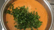 Caldo de camarão do Juca (cascas)