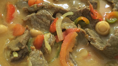 Contra filé ao molho mostarda