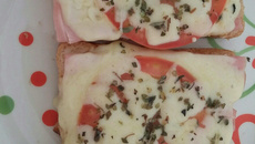 Pizza de pão de forma crocante da Cássia