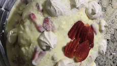 Recheio de bolo com morangos