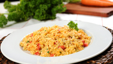 Risoto de arroz integral e frango desfiado