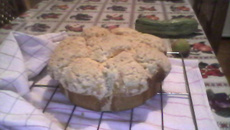 Cuca de goiabada com farofa da mamãe