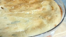 Torta salgada de mandioca (aipim, macaxeira)