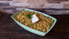 Farofa vegetariana com ricota defumada