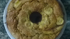 Bolo de granola com banana no liquidificador