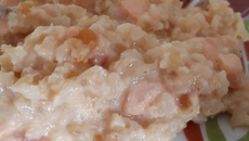 Salada de arroz integral com salmão