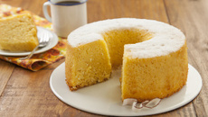Bolo cremoso de milho