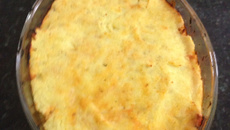 Escondidinho fit de batata doce com frango