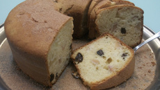 Bolo de maçã com passas