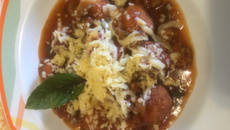 Nhoque frito e recheado de queijo gouda