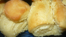 Pão doce de coco