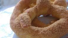 Pretzel de canela e açúcar