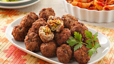 Almôndegas recheadas