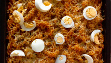 Macarrão com atum e queijo cremoso