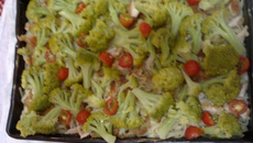 Macarrão no forno  com brócolis e molho branco (tipo lasanha)