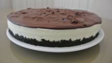 Cheesecake chocobomb