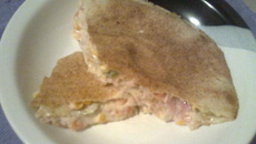 Sanduíche refeição no pão sírio